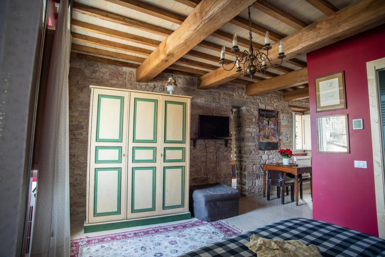 La Viola Di Assisi Hotell Exteriör bild